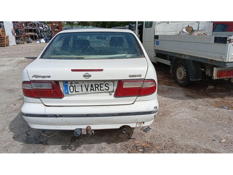 nissan almera i hatchback (n15) del año 2000
