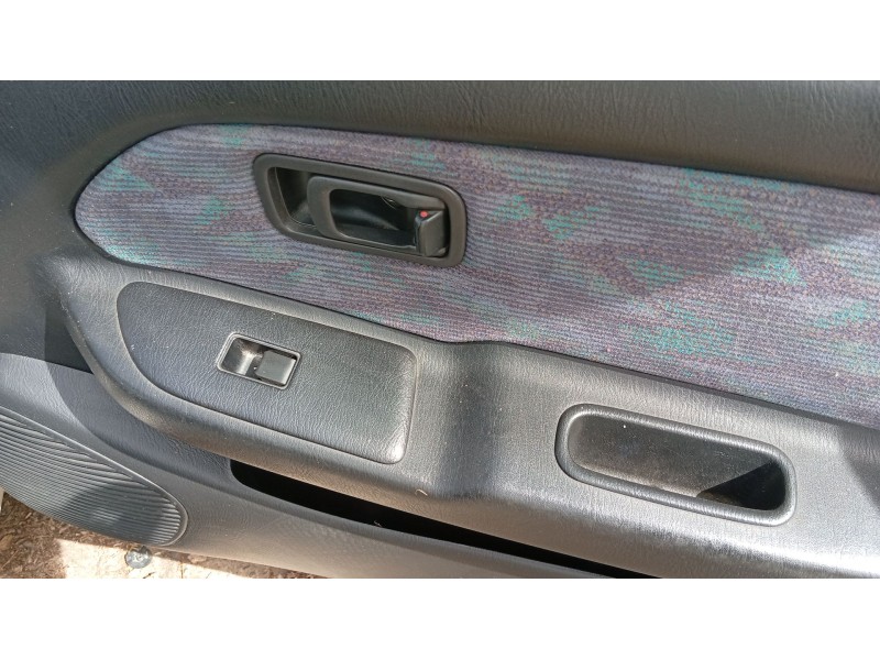 nissan almera i hatchback (n15) del año 2000
