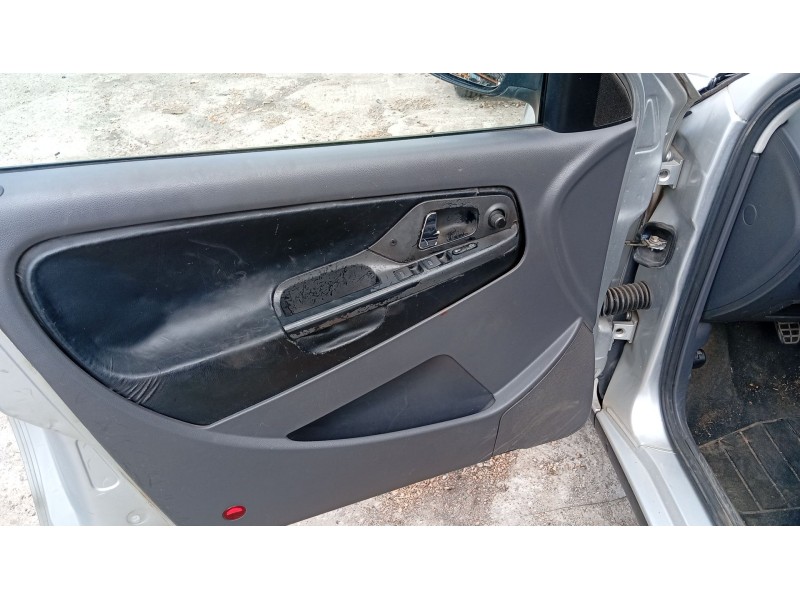 seat ibiza ii (6k1) del año 2000