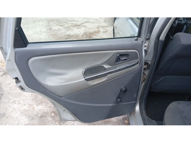 seat ibiza ii (6k1) del año 2000