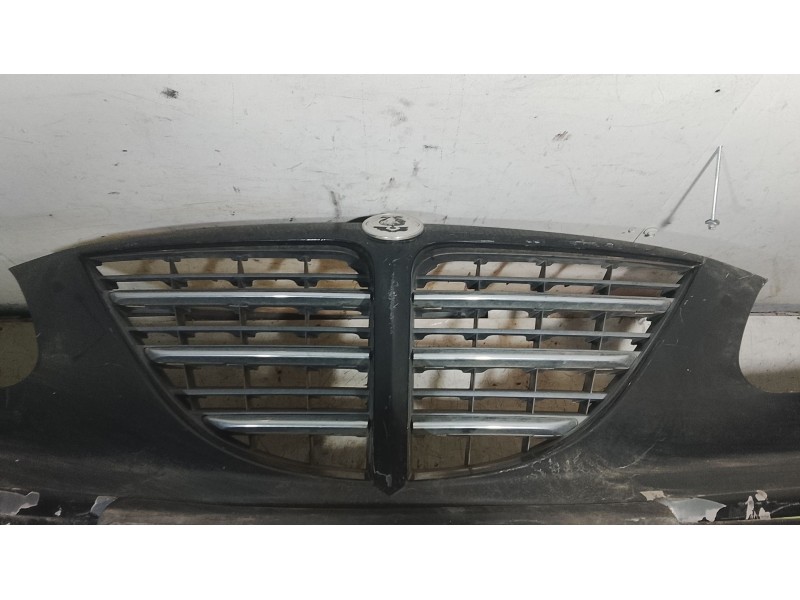 Recambio de paragolpes delantero para ssangyong rodius i 2.7 xdi referencia OEM IAM 7871A21200X  