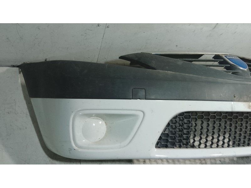 Recambio de paragolpes delantero para dacia logan mcv (ks_) 1.5 dci (ks0k) referencia OEM IAM 6001549312 / 6001549313  