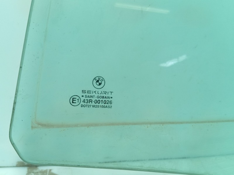Recambio de luna trasera izquierda para bmw 7 (e38) 730 d referencia OEM IAM   
