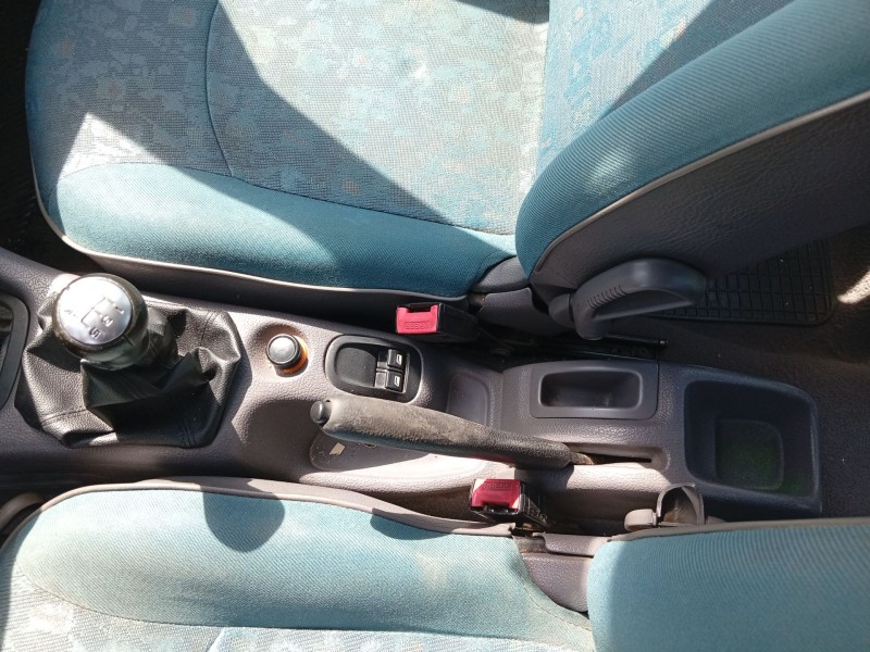peugeot 206 hatchback (2a/c) del año 2000