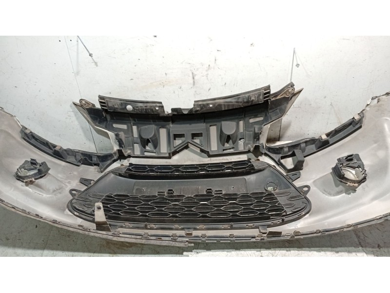 Recambio de paragolpes delantero para citroën c3 ii (sc_) 1.4 referencia OEM IAM 7401TN  