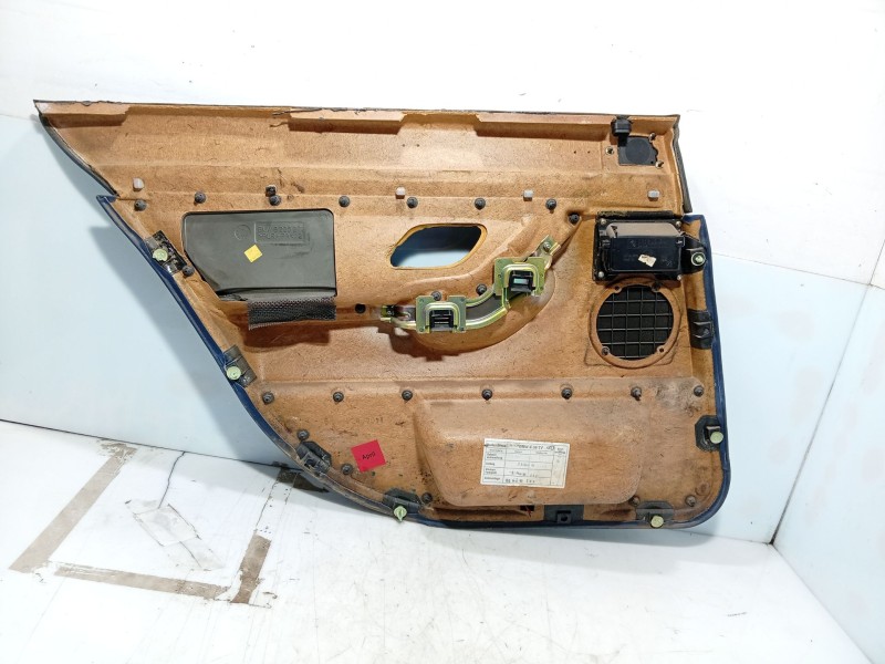 Recambio de guarnecido puerta delantera izquierda para bmw 7 (e38) 730 d referencia OEM IAM   