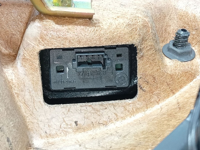 Recambio de guarnecido puerta delantera izquierda para bmw 7 (e38) 730 d referencia OEM IAM   