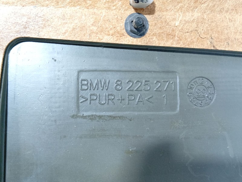 Recambio de guarnecido puerta delantera izquierda para bmw 7 (e38) 730 d referencia OEM IAM   