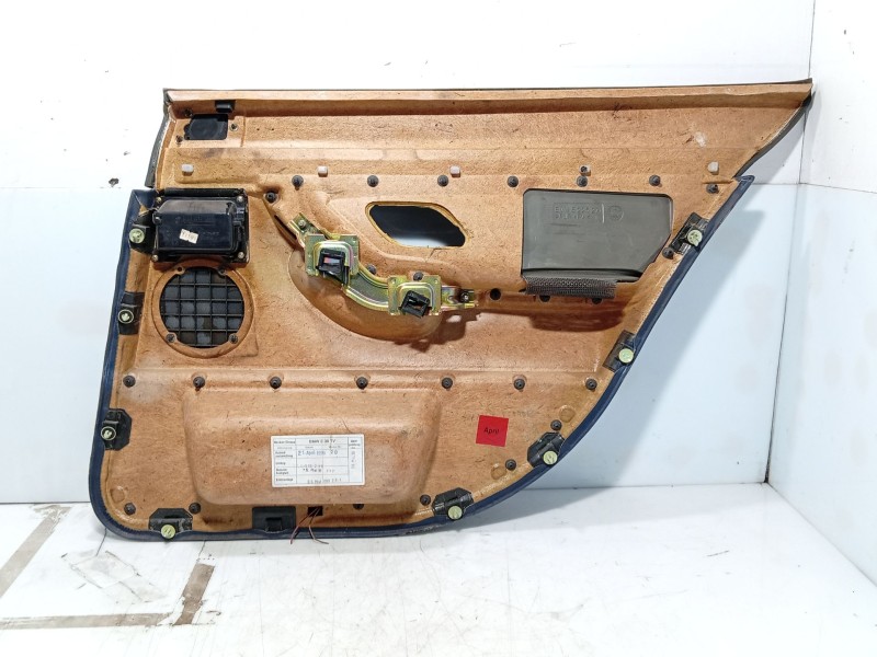 Recambio de guarnecido puerta delantera izquierda para bmw 7 (e38) 730 d referencia OEM IAM   