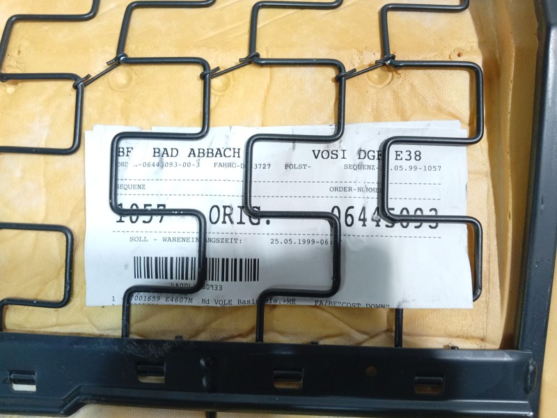 Recambio de asiento trasero medio para bmw 7 (e38) 730 d referencia OEM IAM   