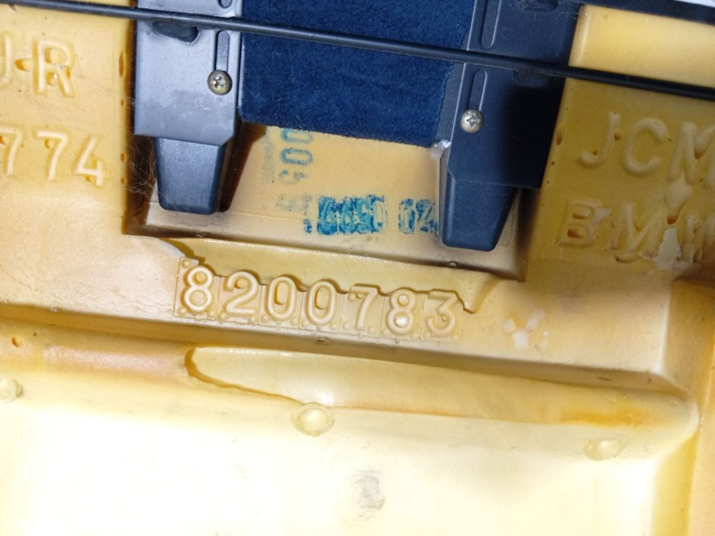 Recambio de asiento trasero medio para bmw 7 (e38) 730 d referencia OEM IAM   