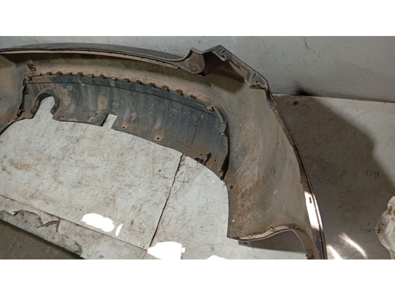 Recambio de paragolpes trasero para kia carens iii monospace (un) 2.0 crdi 140 referencia OEM IAM   