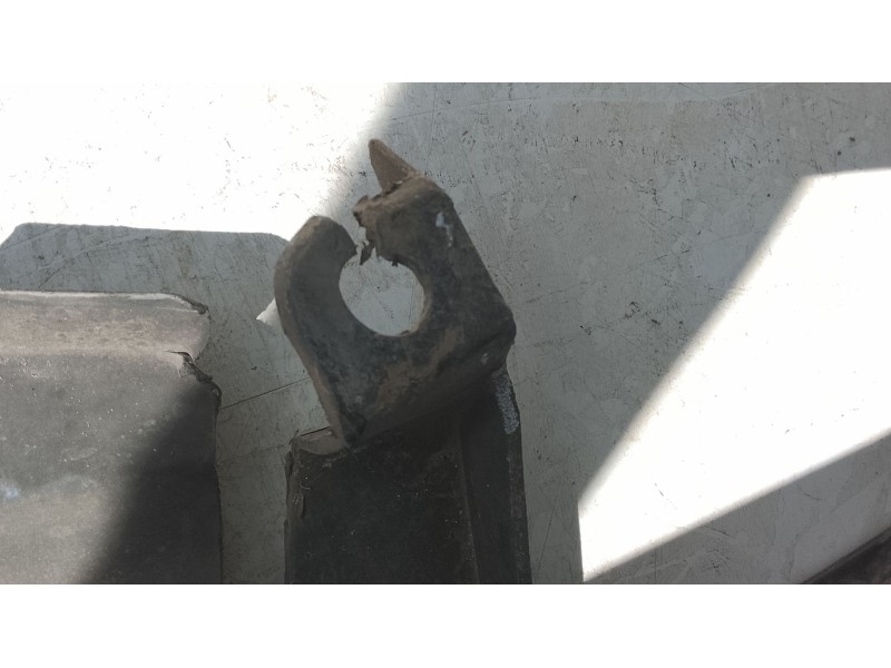 Recambio de paragolpes delantero para nissan primera hatchback (p11) 1.6 16v referencia OEM IAM 620229F500  
