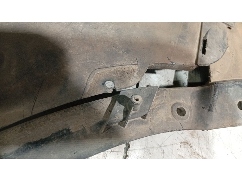 Recambio de paragolpes delantero para kia carens iii monospace (un) 2.0 crdi 140 referencia OEM IAM   