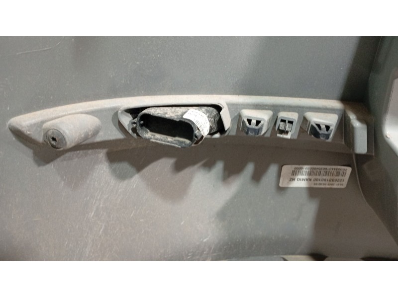 Recambio de paragolpes trasero para skoda kamiq (nw4) 1.0 tsi referencia OEM IAM 658807421A 657807417 
