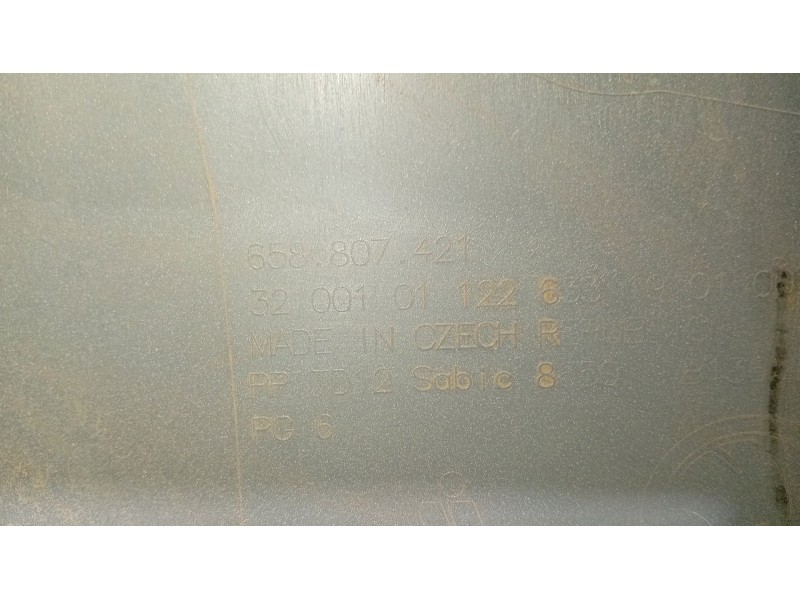 Recambio de paragolpes trasero para skoda kamiq (nw4) 1.0 tsi referencia OEM IAM 658807421A 657807417 