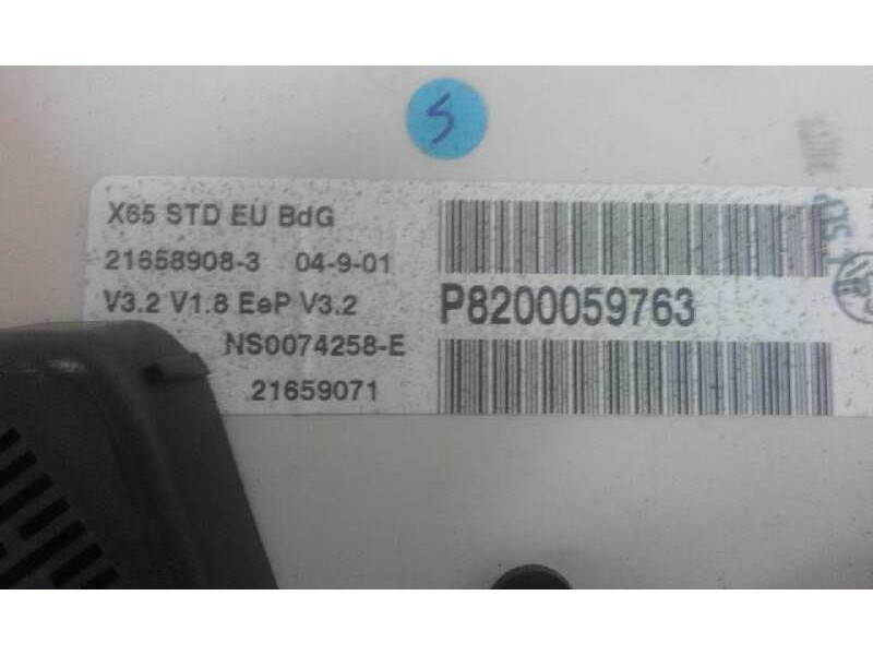 Recambio de cuadro instrumentos para renault clio ii fase ii (b/cb0) expression   |   0.01 - ... | 2001 | 75 cv / 55 kw referenc