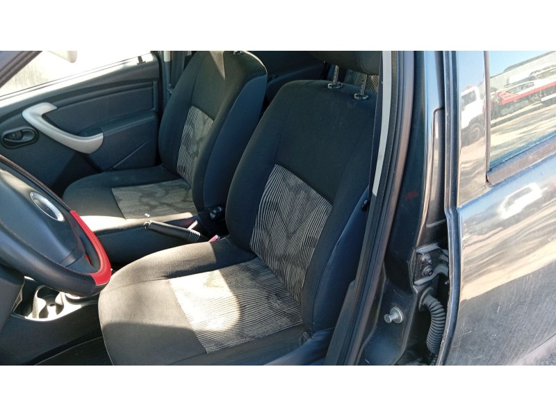 dacia sandero (bs_) del año 2010