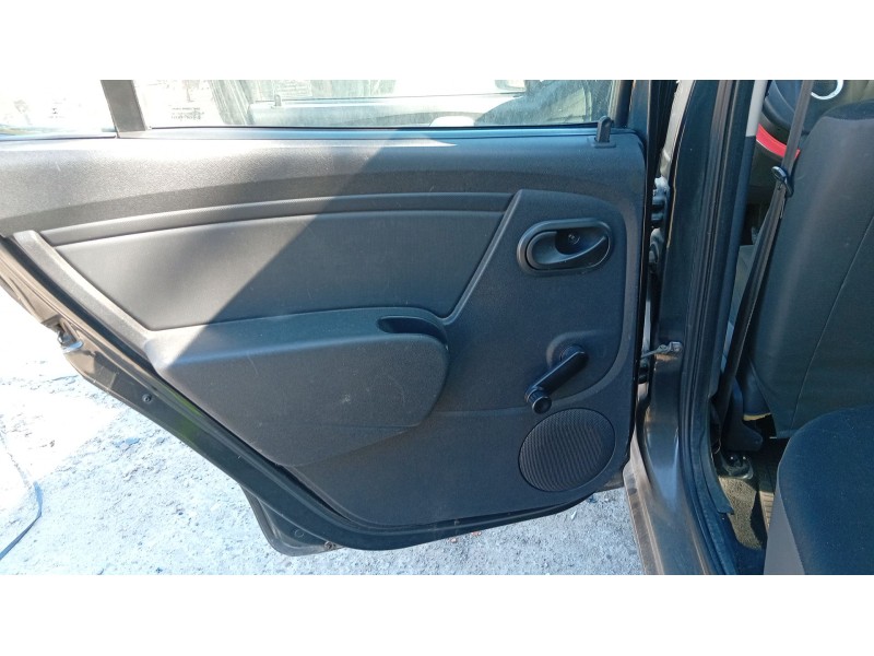 dacia sandero (bs_) del año 2010