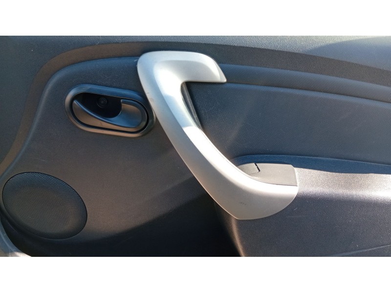 dacia sandero (bs_) del año 2010
