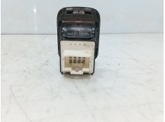 Recambio de mando elevalunas delantero izquierdo para citroën c3 iii (sx) 1.2 puretech 82 referencia OEM IAM    2