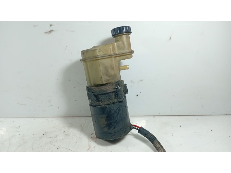Recambio de bomba direccion para renault kangoo (kc0/1_) 1.5 dci (kc08, kc09) referencia OEM IAM   