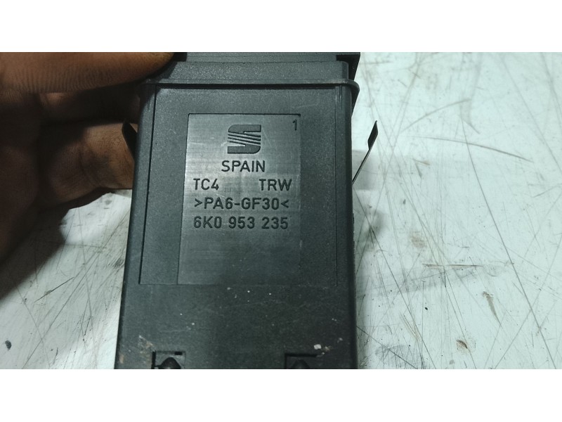 Recambio de warning para seat ibiza ii (6k1) 1.9 sdi referencia OEM IAM   