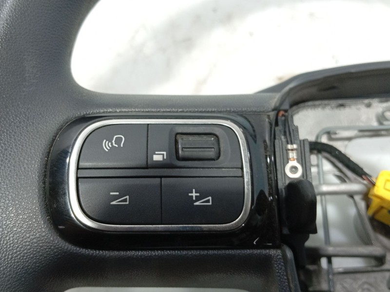 Recambio de volante para citroën c3 iii (sx) 1.2 puretech 82 referencia OEM IAM   
