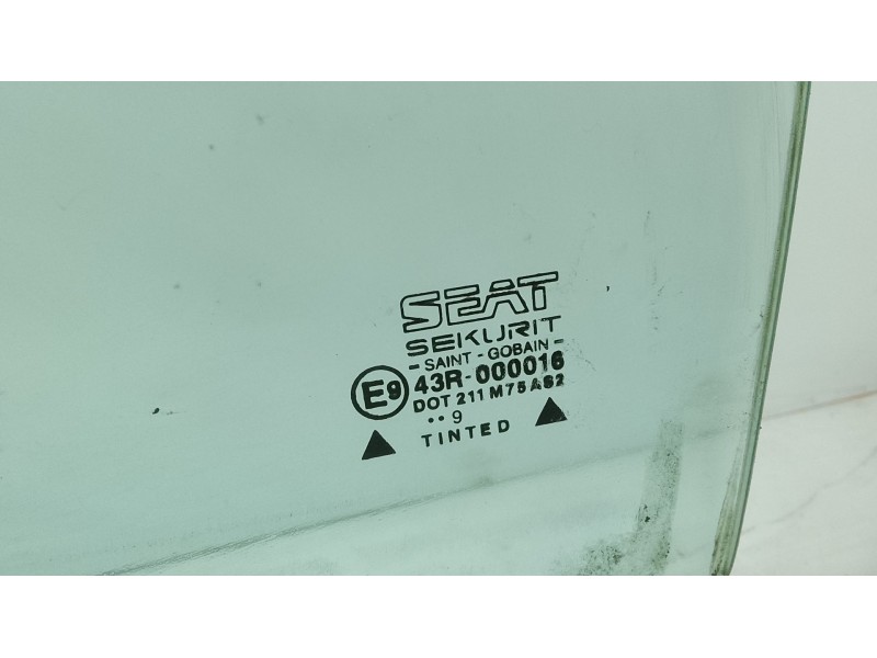 Recambio de luna delantera izquierda para seat ibiza ii (6k1) 1.9 sdi referencia OEM IAM   