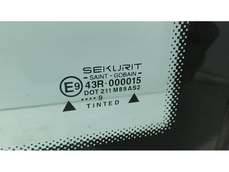 Recambio de luna custodia trasera derecha para seat ibiza ii (6k1) 1.9 sdi referencia OEM IAM   