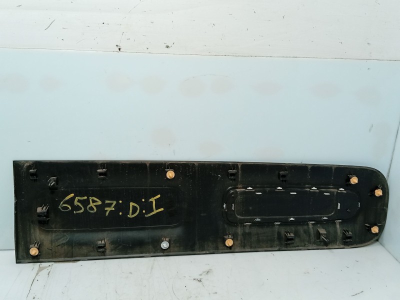 Recambio de moldura para citroën c3 iii (sx) 1.2 puretech 82 referencia OEM IAM   