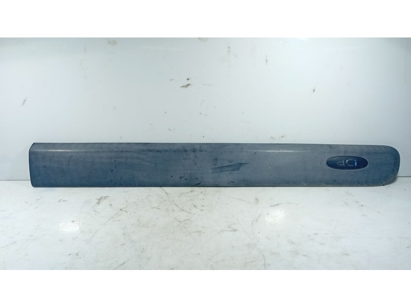 Recambio de moldura para renault kangoo (kc0/1_) 1.5 dci (kc08, kc09) referencia OEM IAM   