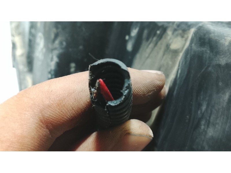 Recambio de faro izquierdo para kia sorento i (jc) 2.5 crdi referencia OEM IAM   