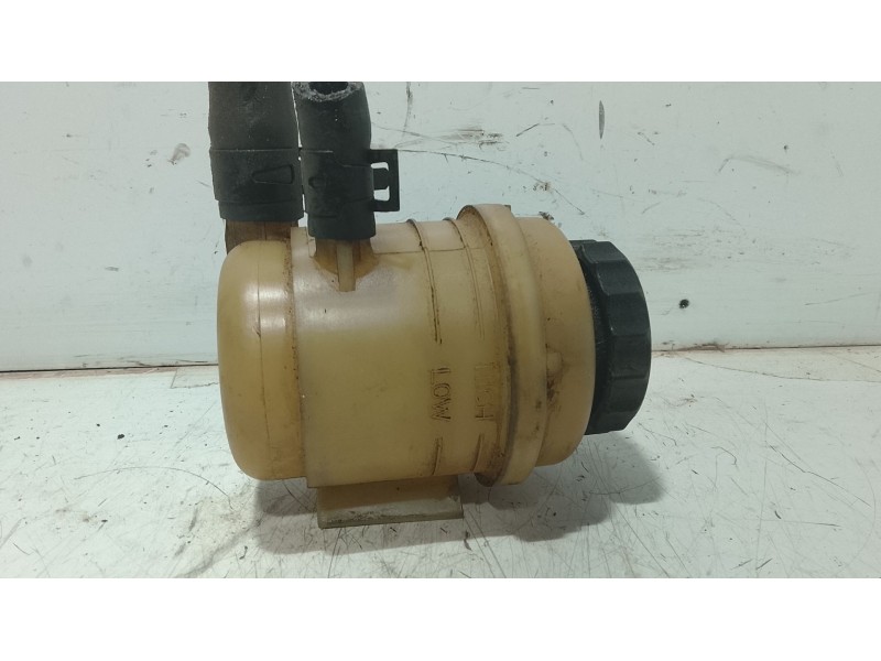 Recambio de deposito liquido direccion para kia sorento i (jc) 2.5 crdi referencia OEM IAM   