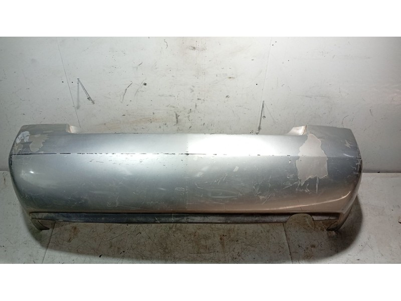 Recambio de paragolpes trasero para nissan primera hatchback (p12) 1.6 referencia OEM IAM   
