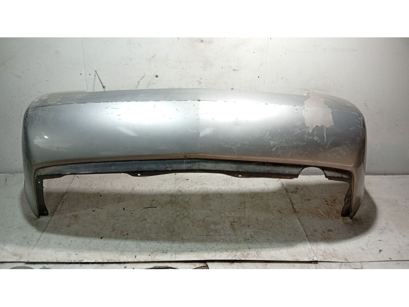 Recambio de paragolpes trasero para nissan primera hatchback (p12) 1.6 referencia OEM IAM   