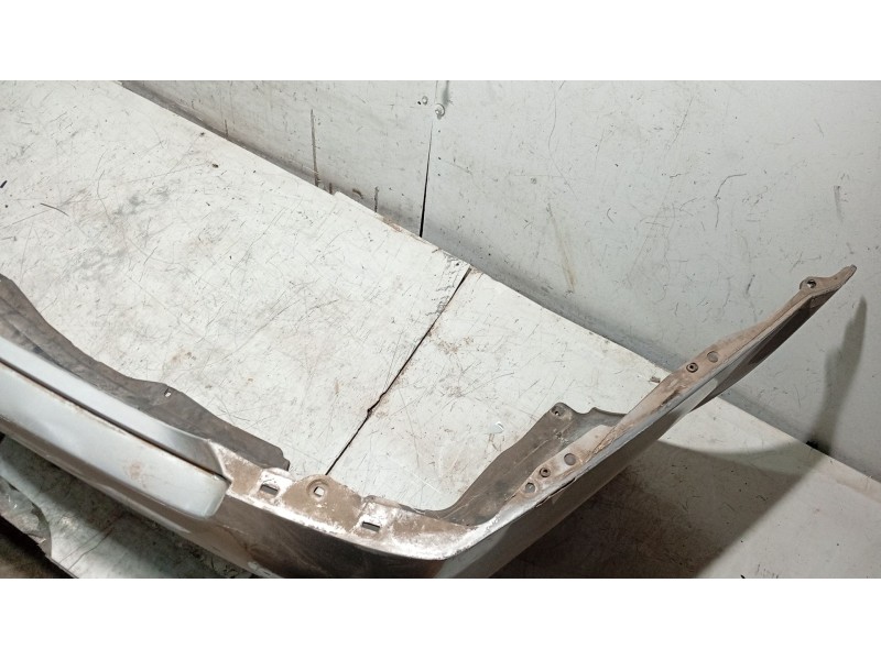 Recambio de paragolpes trasero para nissan primera hatchback (p12) 1.6 referencia OEM IAM   