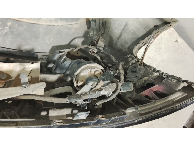 Recambio de paragolpes delantero para audi a4 b6 avant (8e5) 2.4 referencia OEM IAM 8E0807103JGRU  