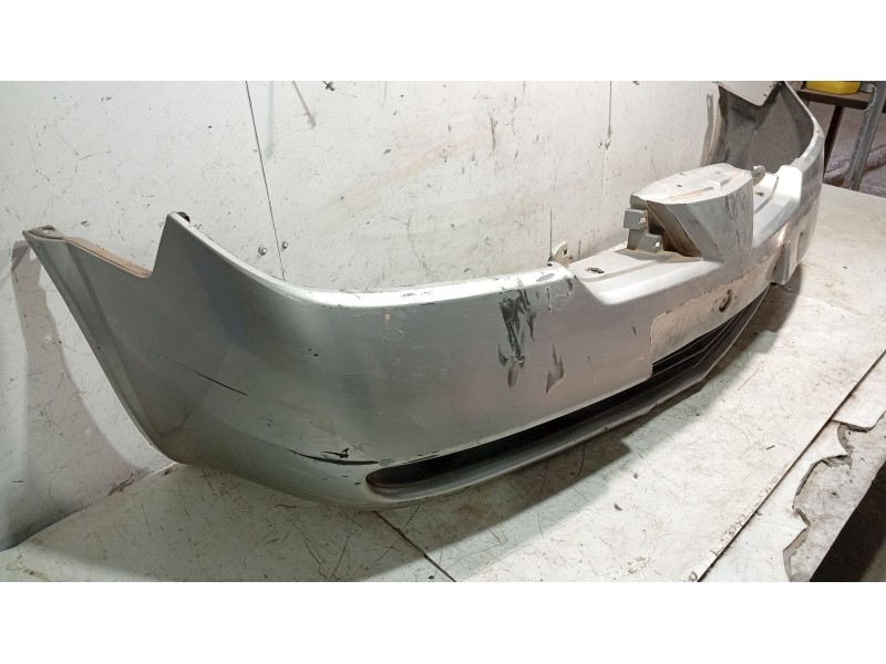 Recambio de paragolpes delantero para nissan primera hatchback (p12) 1.6 referencia OEM IAM   