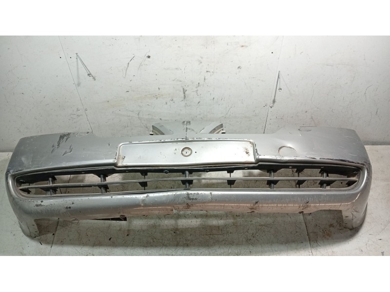 Recambio de paragolpes delantero para nissan primera hatchback (p12) 1.6 referencia OEM IAM   