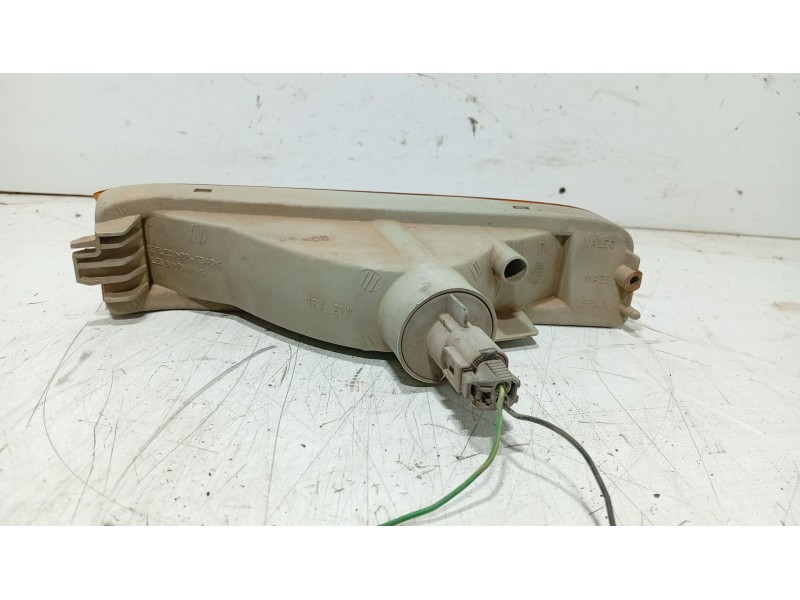 Recambio de piloto delantero derecho para nissan serena (c23) 2.3 d referencia OEM IAM   