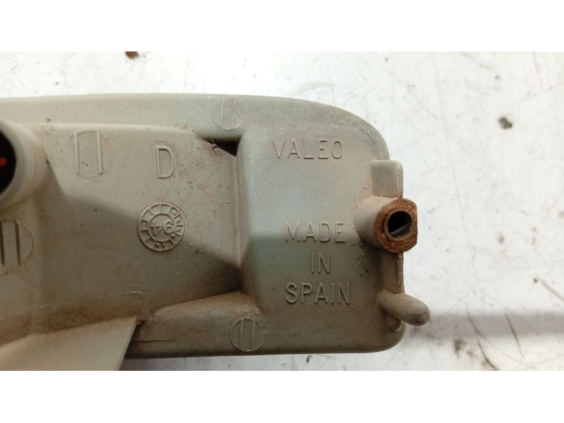 Recambio de piloto delantero derecho para nissan serena (c23) 2.3 d referencia OEM IAM   
