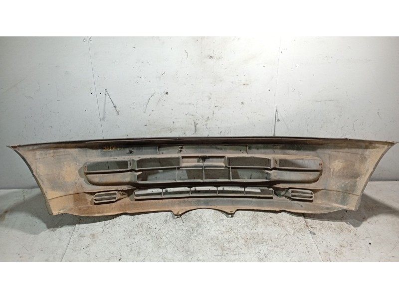 Recambio de paragolpes delantero para nissan serena (c23) 2.3 d referencia OEM IAM   