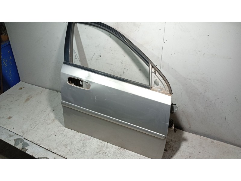 Recambio de puerta delantera derecha para chevrolet lacetti (j200) 1.6 referencia OEM IAM   