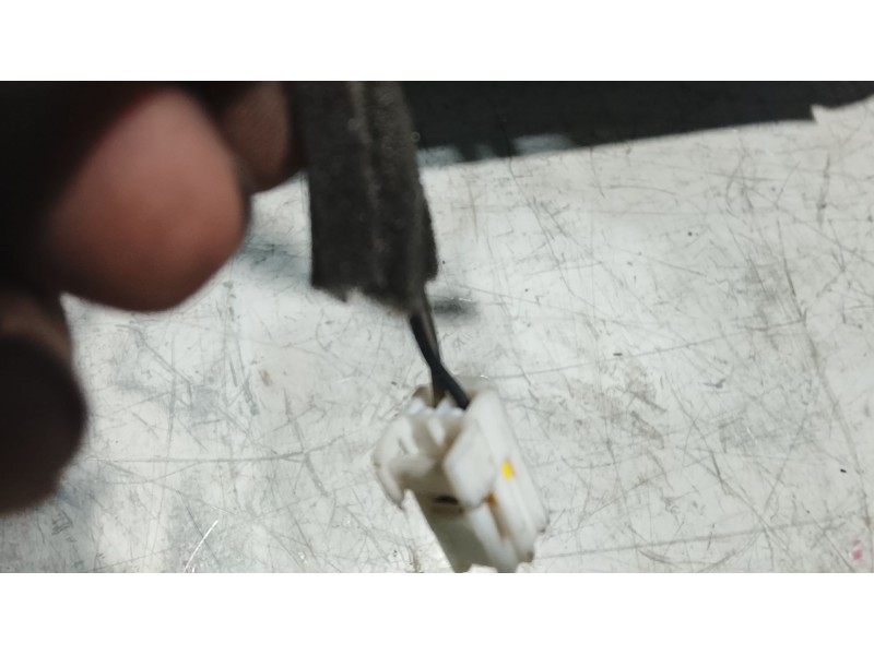 Recambio de puerta delantera izquierda para opel antara a (l07) 2.0 cdti referencia OEM IAM 95416993  