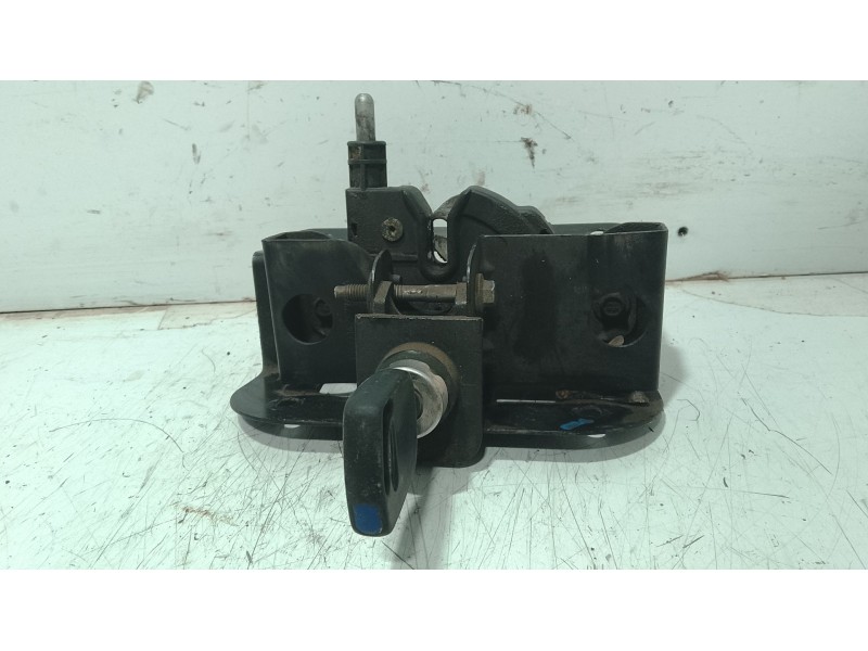 Recambio de cerradura capot para ford tourneo connect 1.8 tdci referencia OEM IAM 1373635 / 4557505  