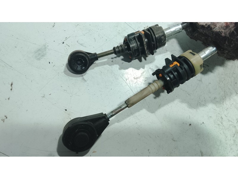 Recambio de varillaje cambio para ford tourneo connect 1.8 tdci referencia OEM IAM 1208559  
