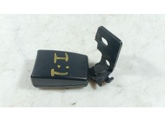 Recambio de anclaje cinturon trasero izquierdo para opel corsa d (s07) 1.3 cdti (l08, l68) referencia OEM IAM    2