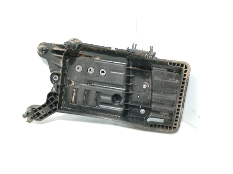 Recambio de soporte bateria para audi q3 sportback (f3n) 35 tdi referencia OEM IAM   