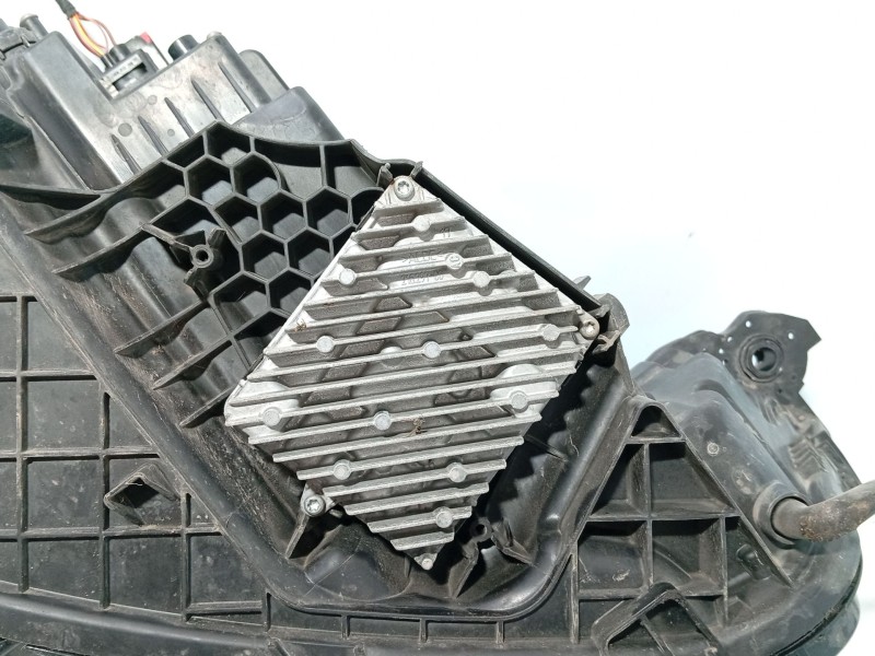 Recambio de faro izquierdo para audi q3 sportback (f3n) 35 tdi referencia OEM IAM   